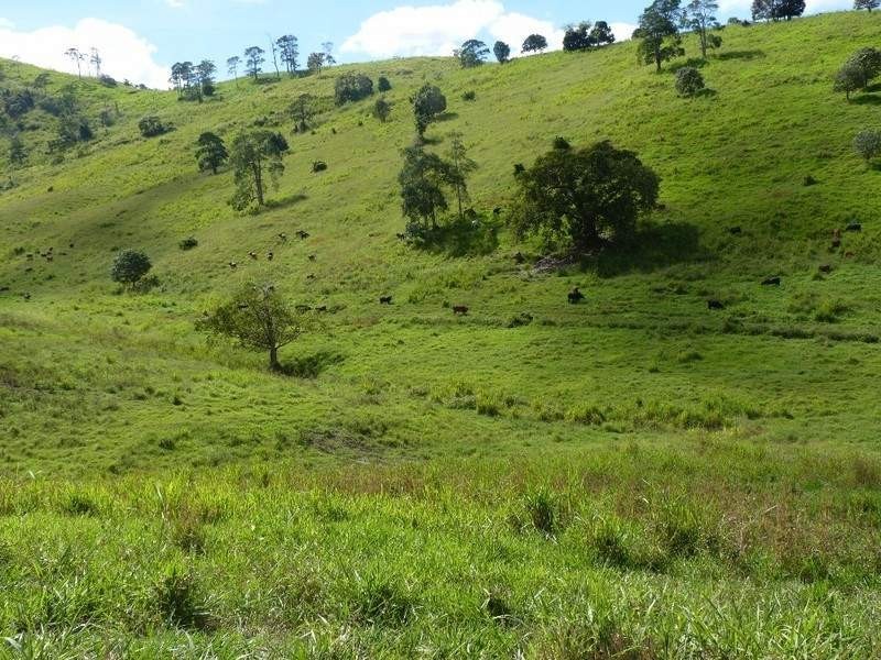 235 Mohrs Road, Mackay QLD 4740