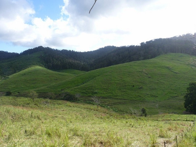 235 Mohrs Road, Sarina Range QLD 4737
