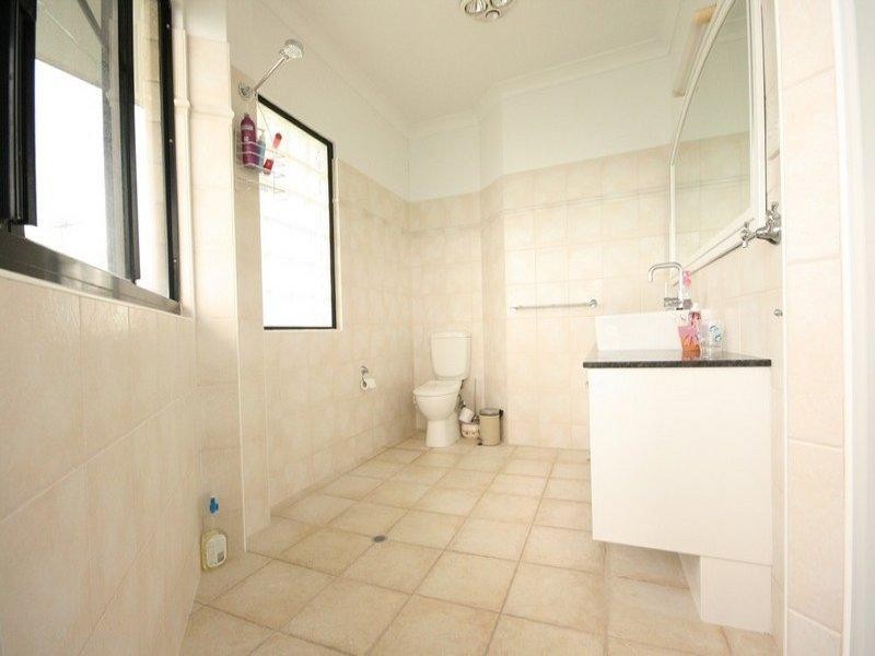 14 Captain Blackwood Drive, Sarina QLD 4737