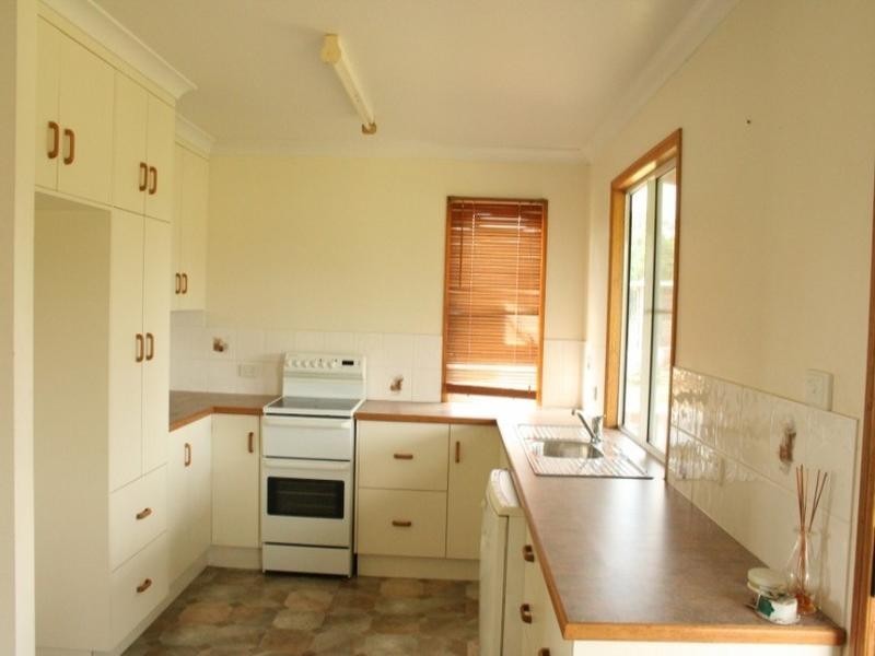 3713 Bruce Highway, Kuttabul QLD 4741