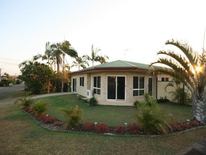 14 McCarthy Street, Sarina QLD 4737