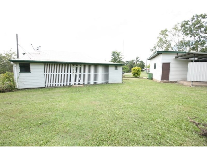 64 Range Road, Sarina QLD 4737