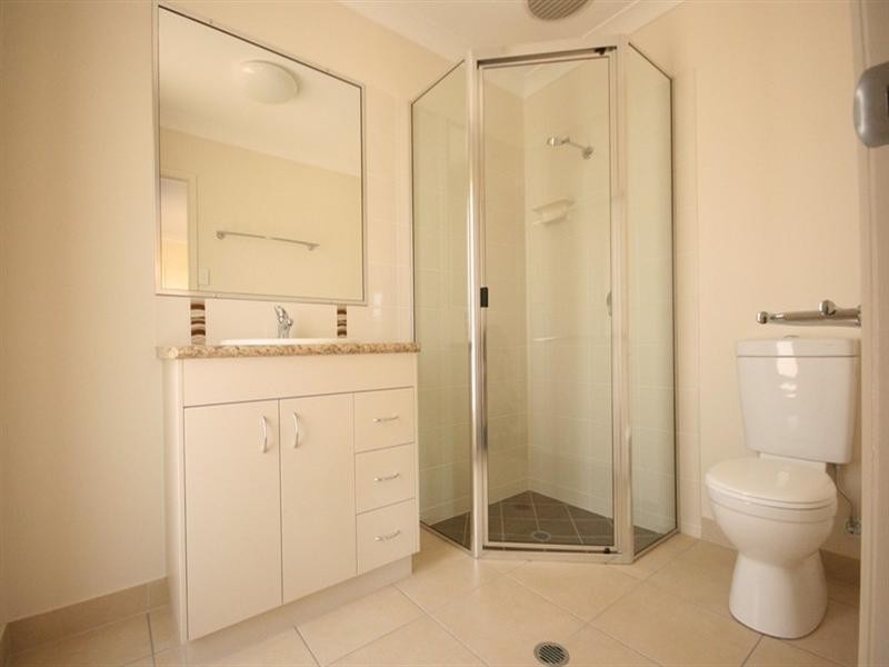 18 Pacific Avenue, Sarina QLD 4737