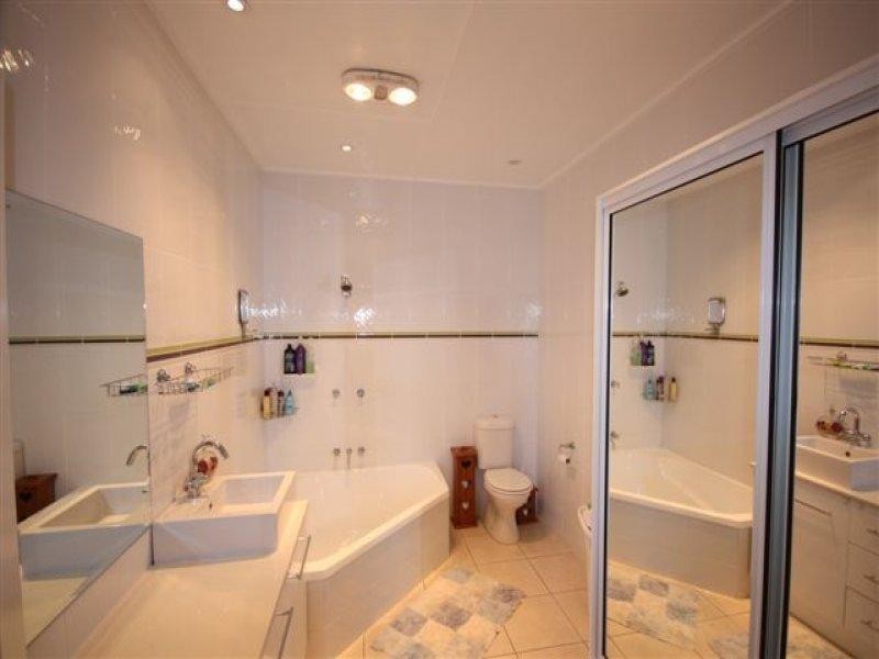 90 Montrose Road, Capella QLD 4723