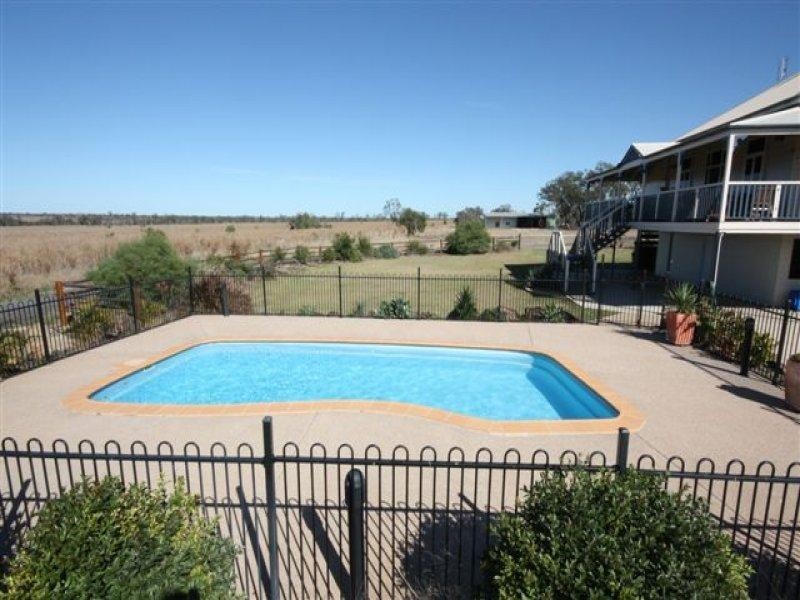 90 Montrose Road, Capella QLD 4723