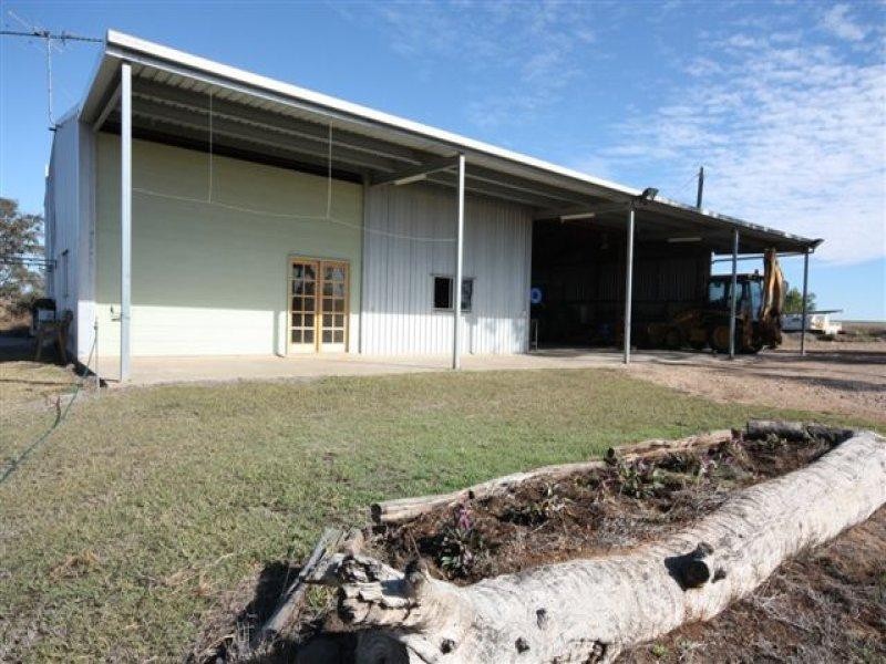 90 Montrose Road, Capella QLD 4723