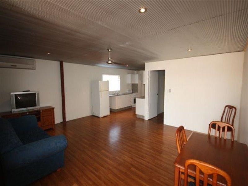 90 Montrose Road, Capella QLD 4723