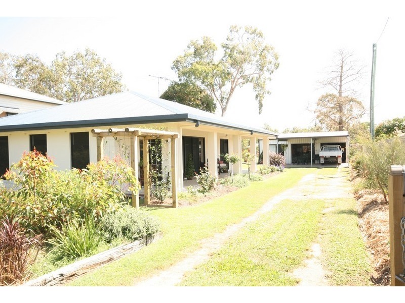 13 Manon Street, Armstrong Beach QLD 4737