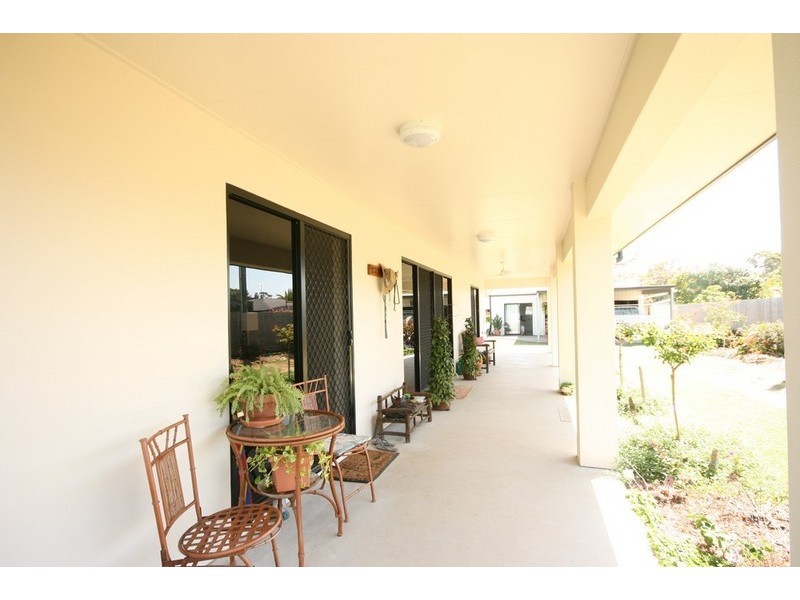 13 Manon Street, Armstrong Beach QLD 4737