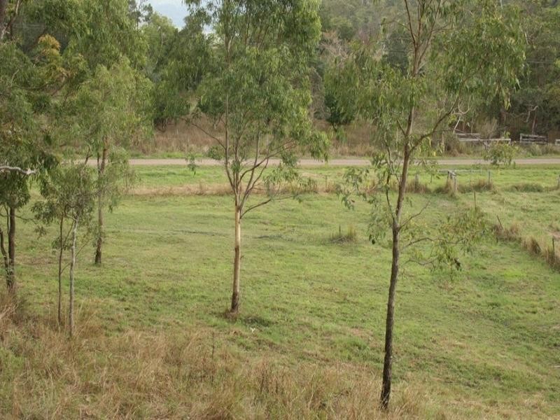 61 Petersen Road, Mackay QLD 4740