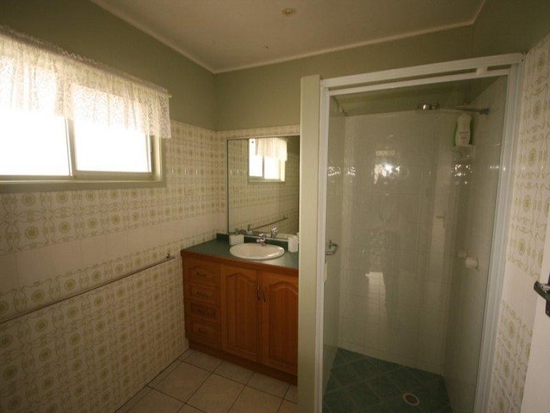 10 Captain Blackwood Drive, Sarina Beach QLD 4737