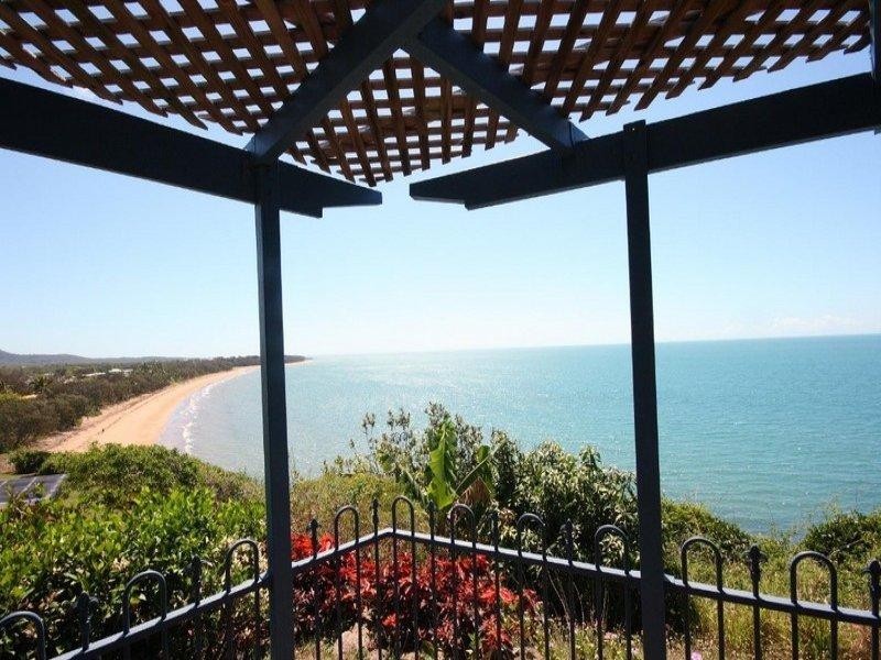 10 Captain Blackwood Drive, Sarina Beach QLD 4737