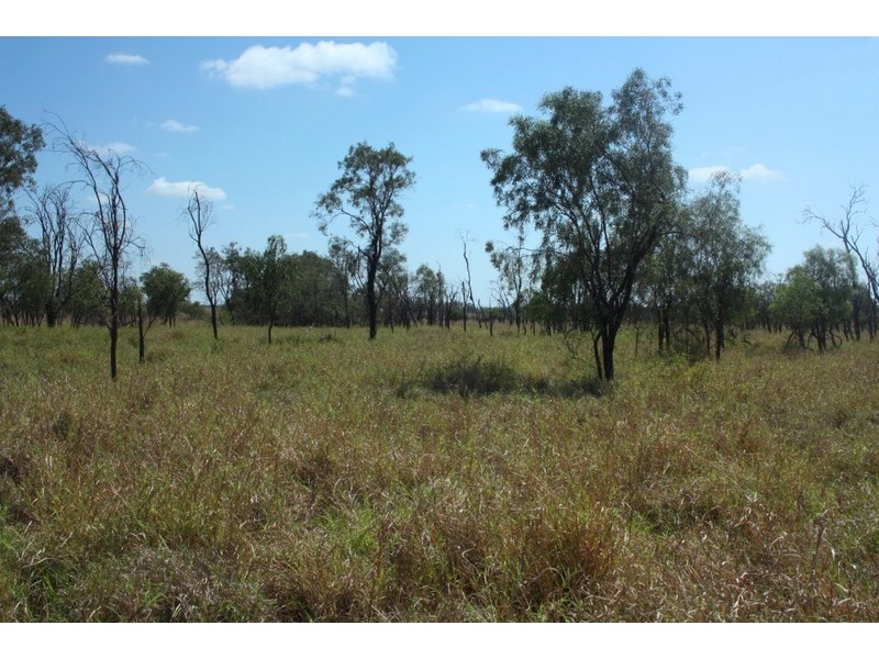 12 Capricorn Highway, Emerald QLD 4720