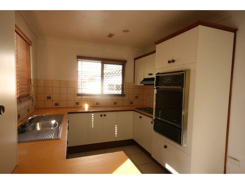 14 Sunset Drive, Sarina QLD 4737