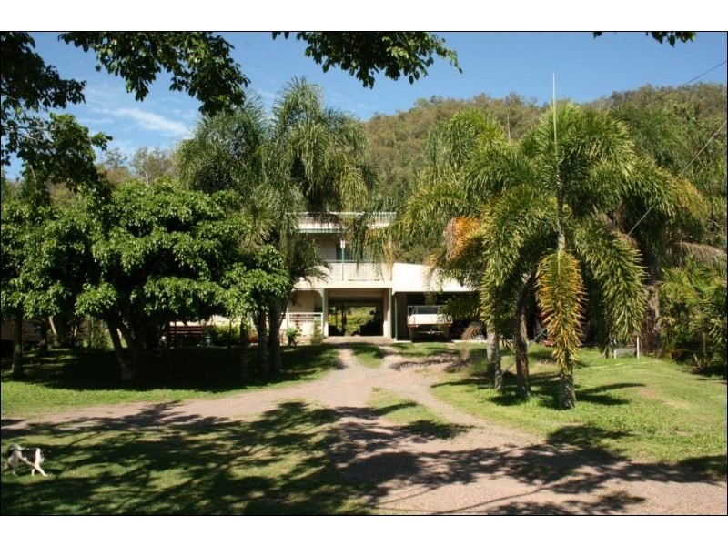 91608 Bruce Highway, Sarina QLD 4737