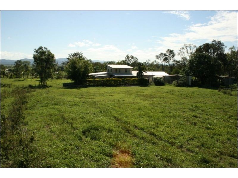 91608 Bruce Highway, Sarina QLD 4737