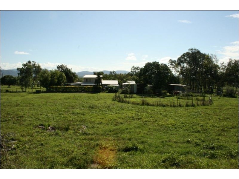 91608 Bruce Highway, Sarina QLD 4737