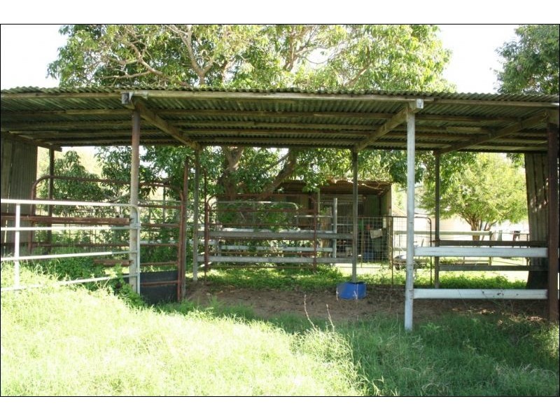 91608 Bruce Highway, Sarina QLD 4737