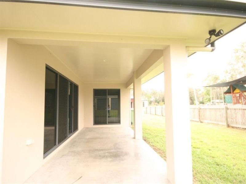 35 Deguara, Armstrong Beach QLD 4737