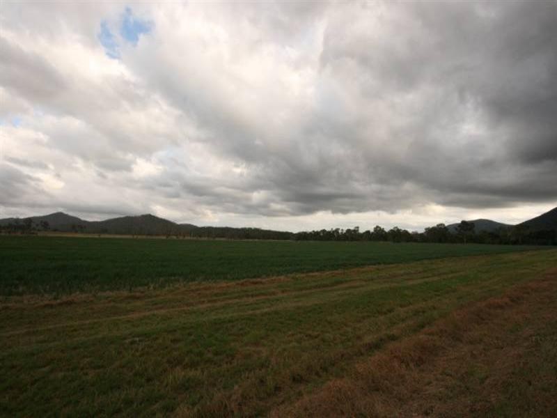 2097 Sarina Marlborough, Sarina Range QLD 4737