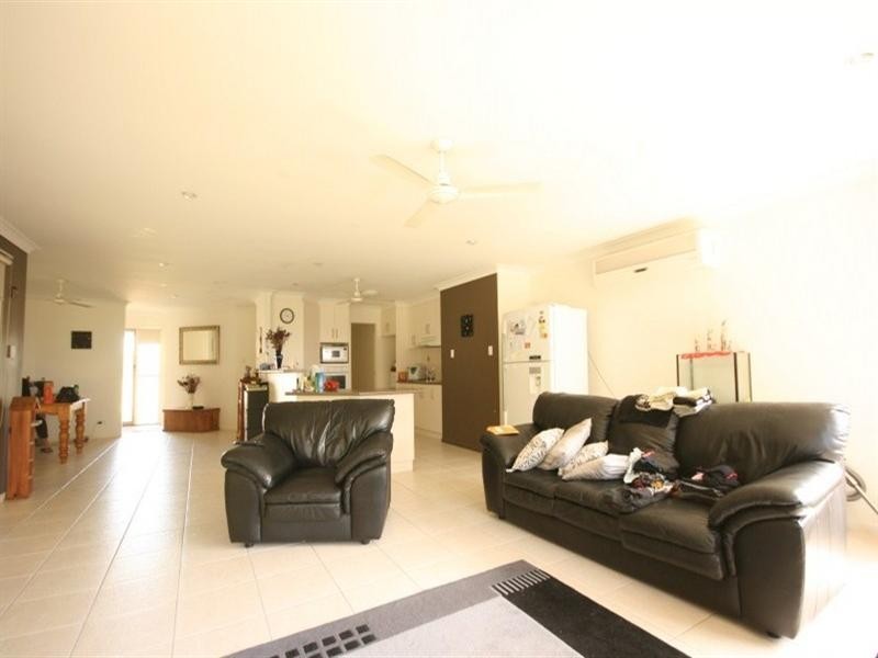 61 Campwin Beach, Campwin Beach QLD 4737