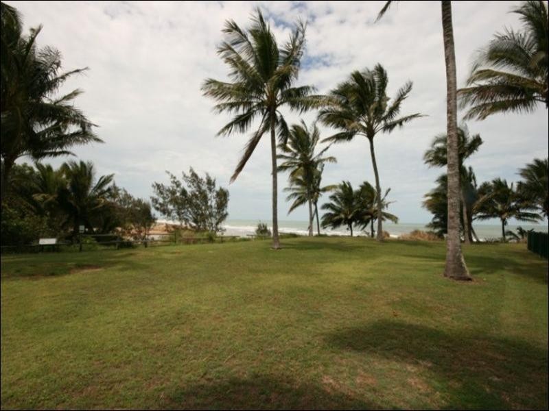 52 Owen Jenkins Drive, Sarina Beach QLD 4737