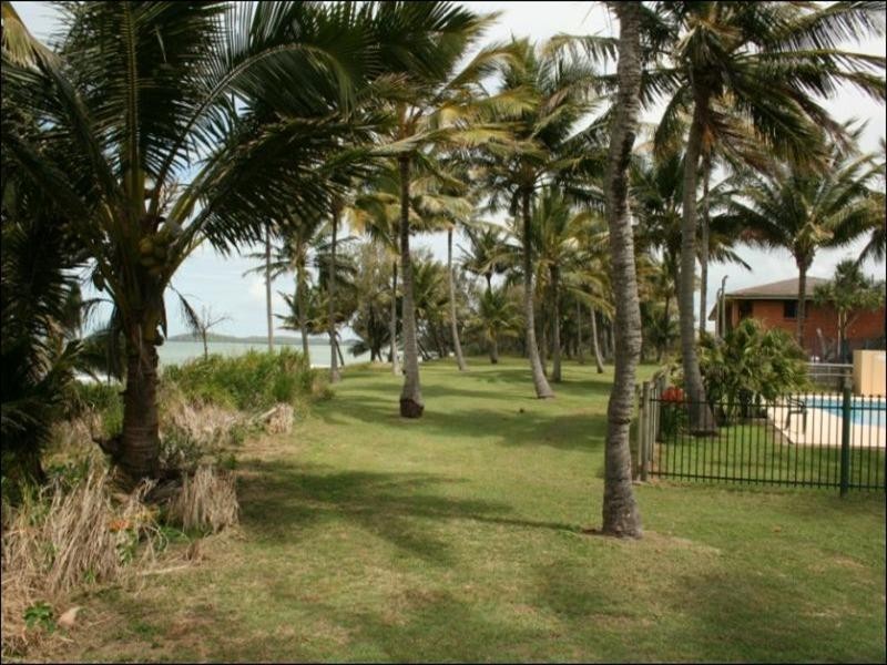 52 Owen Jenkins Drive, Sarina Beach QLD 4737