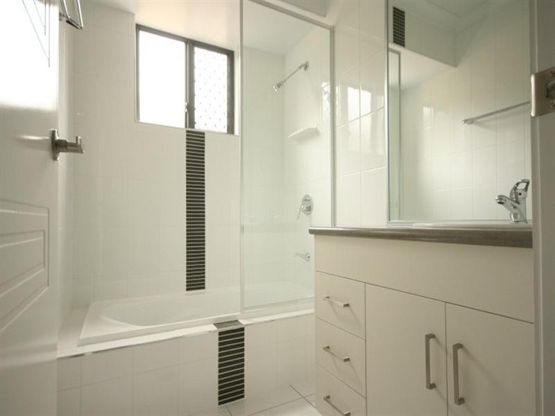 80 West, Sarina QLD 4737