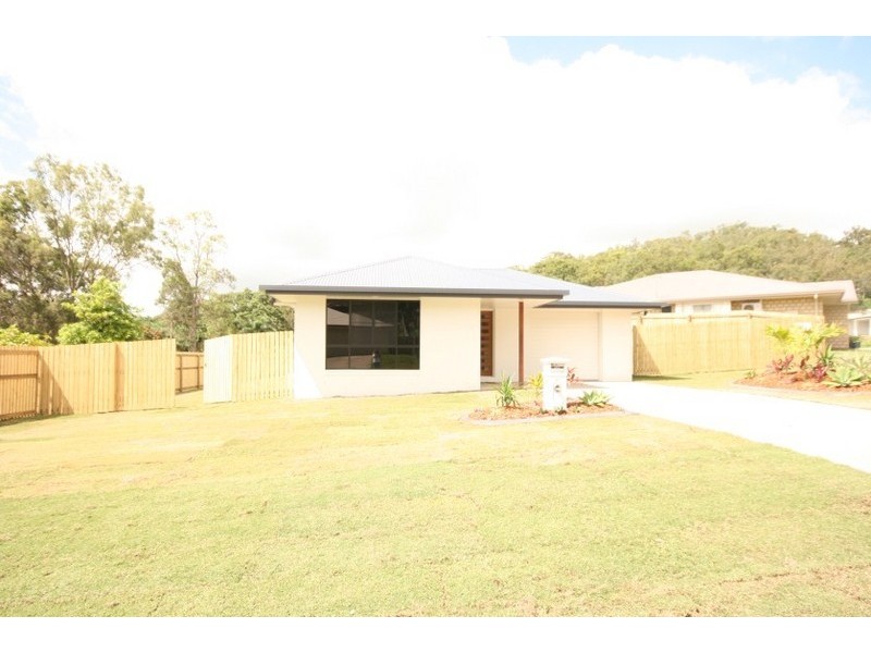 73 West, Sarina QLD 4737