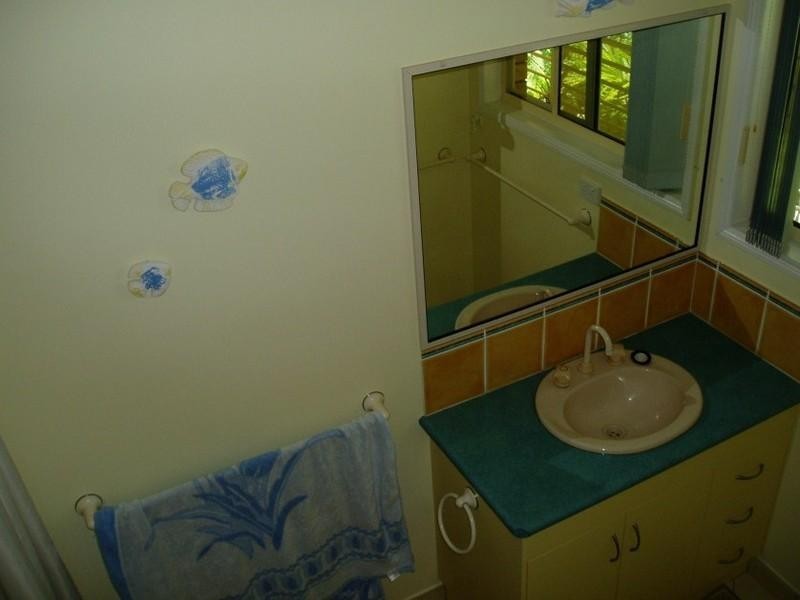 4 Michelle, Hay Point QLD 4740