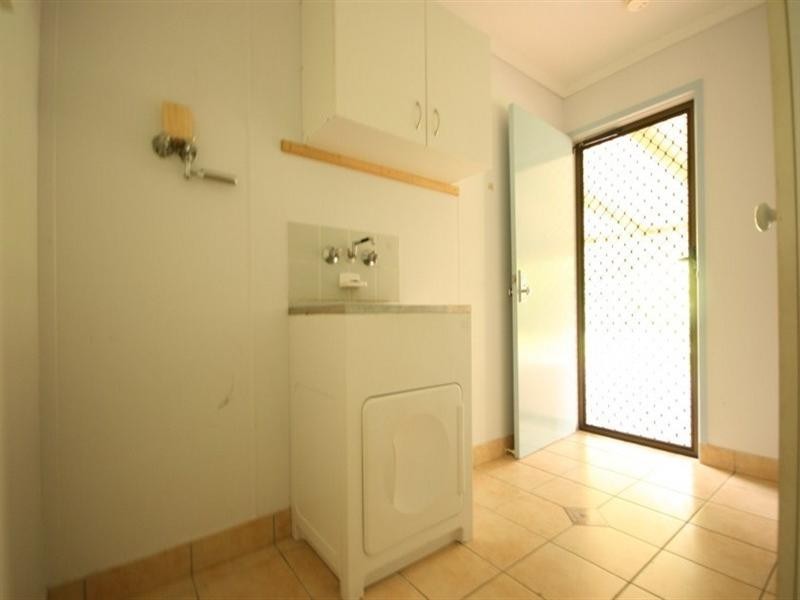 17 Windsor, Sarina QLD 4737