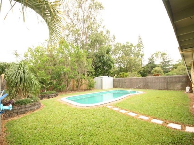 17 Windsor, Sarina QLD 4737