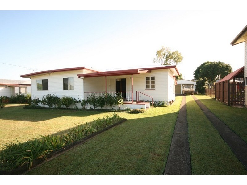 13 Brooks, Sarina QLD 4737