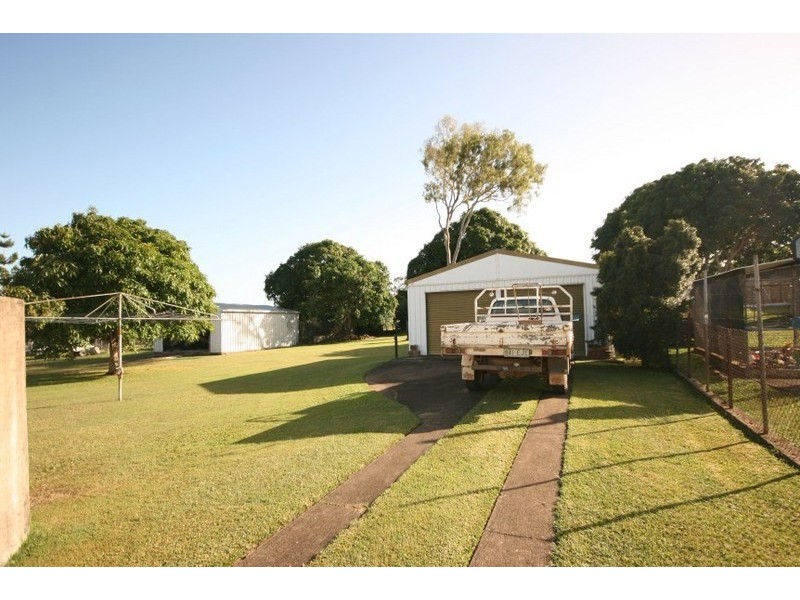 13 Brooks, Sarina QLD 4737