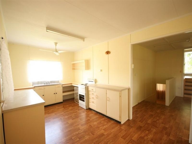 13 Critchon, Sarina Beach QLD 4737