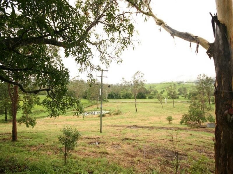 1588 Sarina Marlborough, Sarina Range QLD 4737