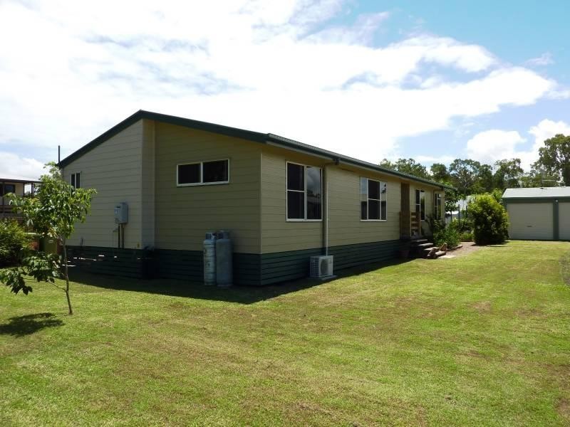 31 Deguara Avenue, Armstrong Beach QLD 4737