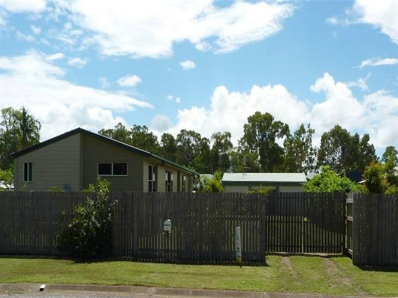 31 Deguara Avenue, Armstrong Beach QLD 4737