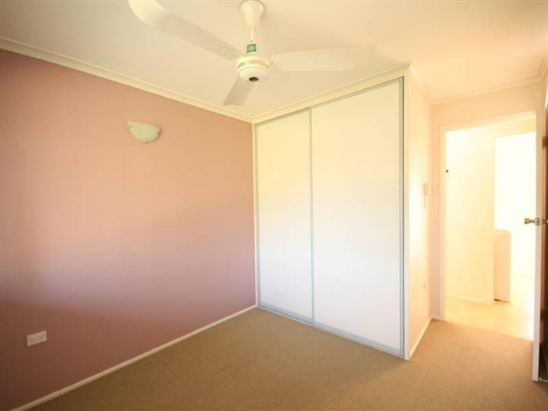 9 Ware, Sarina QLD 4737