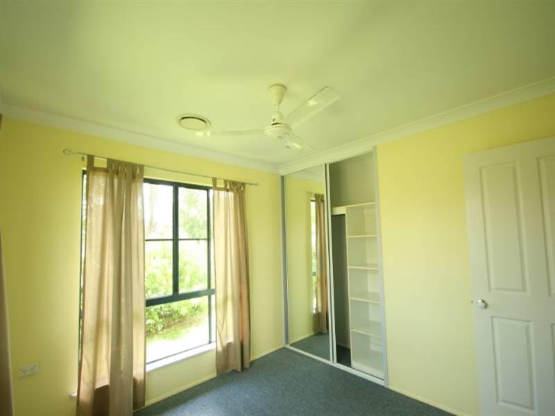 1 Brownsey, Sarina QLD 4737