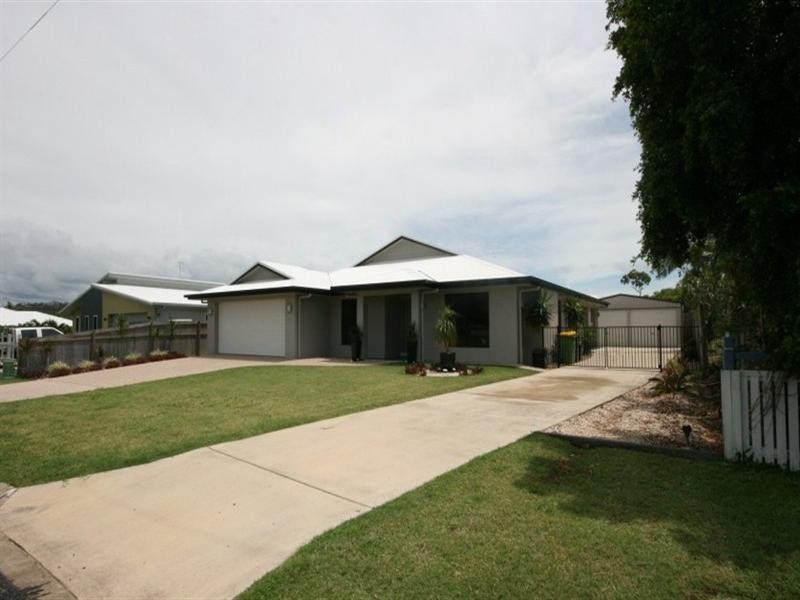 54 Campwin Beach Road, Grasstree Beach QLD 4740