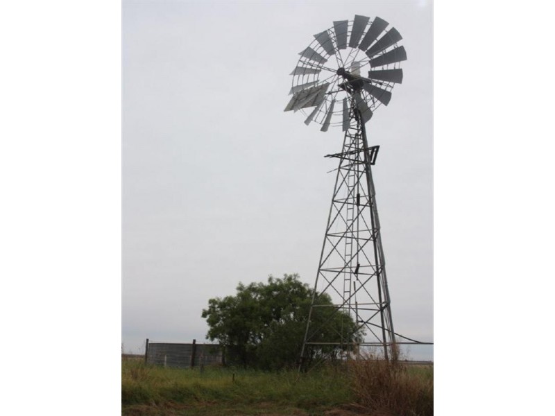 5 Kingswell Road, Springsure QLD 4722