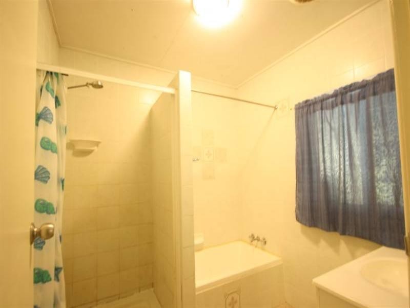 54 Crescent, Armstrong Beach QLD 4737