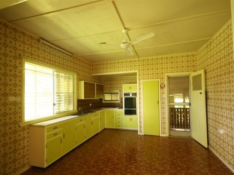89808 Bruce Highway, Sarina QLD 4737