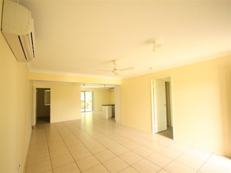28 Jackson, Sarina QLD 4737