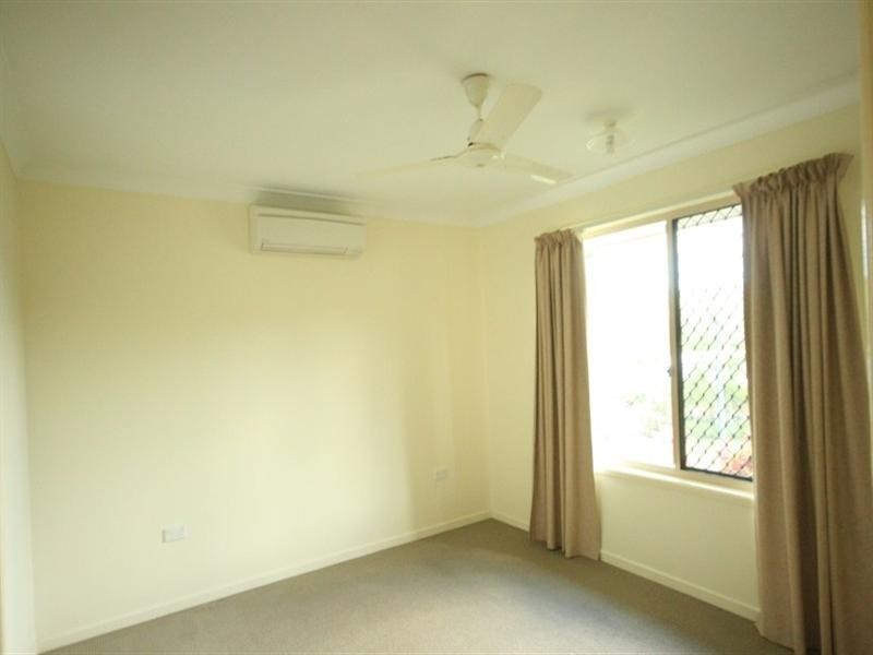 28 Jackson, Sarina QLD 4737