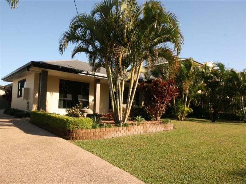60 Westcott Avenue, Campwin Beach QLD 4737