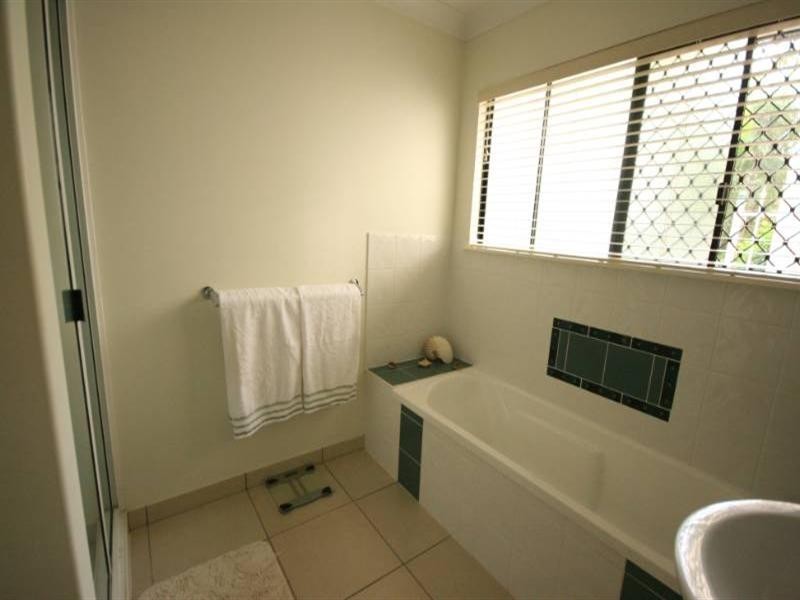 60 Westcott Avenue, Campwin Beach QLD 4737