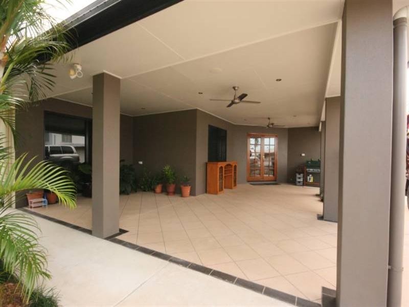 60 Westcott Avenue, Campwin Beach QLD 4737