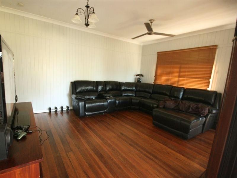 53 Mick Ready, Grasstree Beach QLD 4740